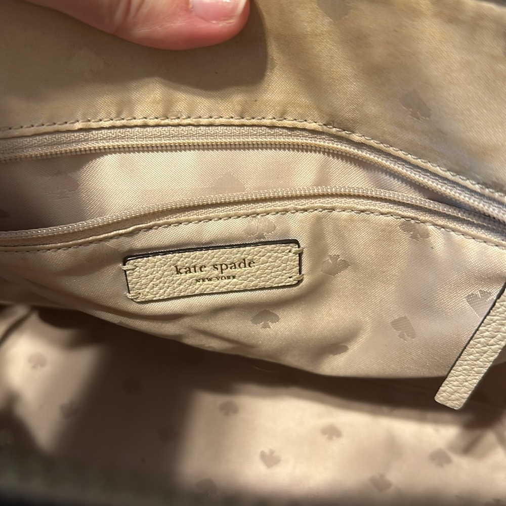 Kate Spade Purse - Picture 5 of 6